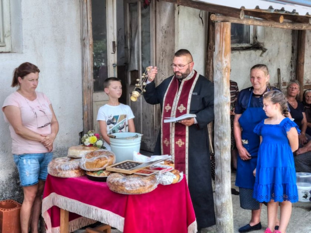 Ето как миряните в Банско отпразнуваха днешния празник 