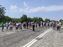 Протести срещу безводие и разбити пътища в няколко населени места у нас
