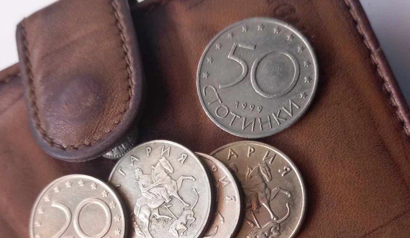 Инфлацията стопи парите за втора пенсия