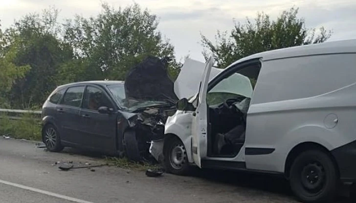 Откриха наркотици в колата на шофьора, причинил катастрофата край Цар Калоян, при която загина мъж от Русе