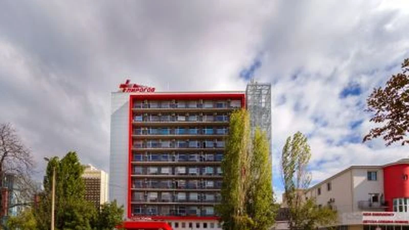 "Пирогов" с последна информация 7-годишното дете, пострадало при катастрофата с певицата Анелия