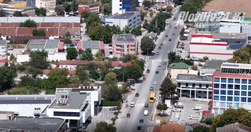 Ремонтът на "Брезовско шосе" в Пловдив остава в застой