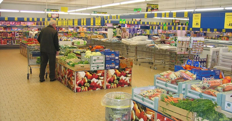 Икономист: Цените на храните в българските супермаркети са същите като тези в гръцките например