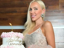 Милионерска съпруга, красива водеща и майка на 4 деца навърши 39