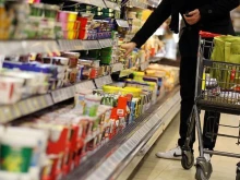 Опасна храна е заляла пазара