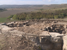 Започват археологическите разкопки в Червен и Широково