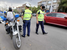 Криминално проявен е арестуван на бул. "България" в Пловдив, иззеха аудито му с протокол