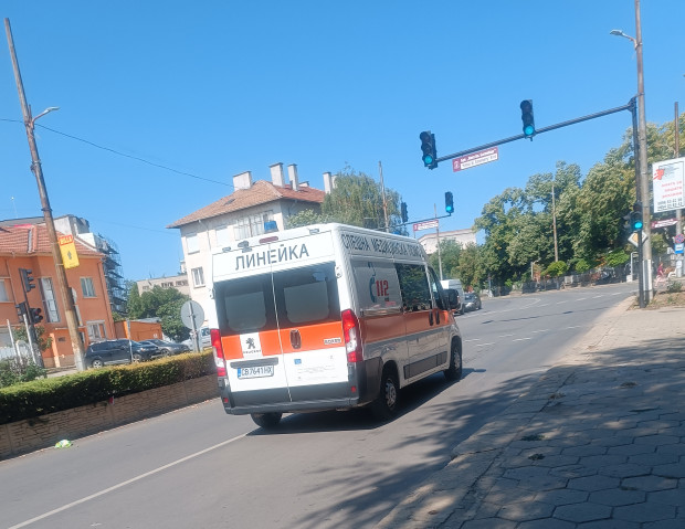 Две възрастни пешеходки са пострадали при пътни инциденти в Стара Загора и Казанлък