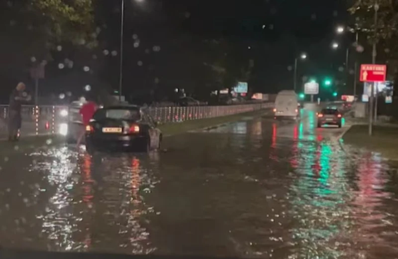 Потоп във Варна: Вижте това видео