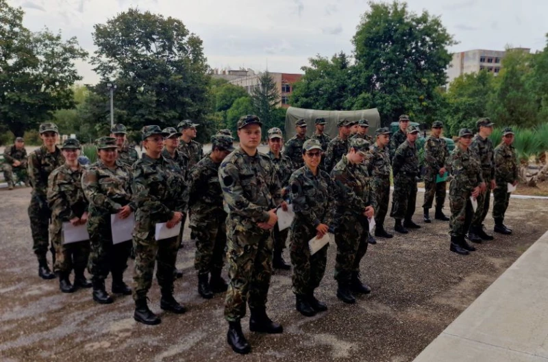 В Плевен: Започна обучението на резервисти за срочна военна служба