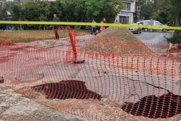 Установена е причината за пропадането на настилката на столичната ул. "Каймакчалан" в район "Слатина"