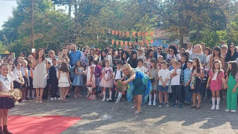 Проф. Рачев с тежка прогноза за първия учебен ден, градусите падат стремглаво