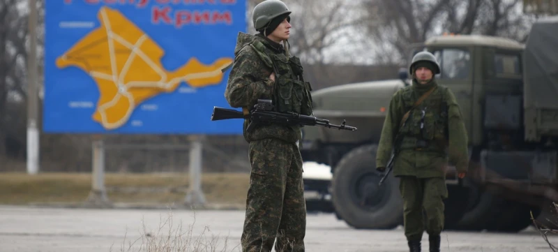 Руските войски в Крим са на "гладна диета" - оставени са без гориво и боеприпаси