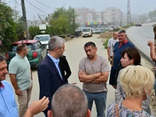 Жителите на "Пчелина" излязоха на протест! Блокираха важна улица