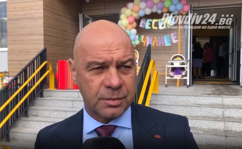 Костадин Димитров: Оставката на Савина Петкова си е нейно решение