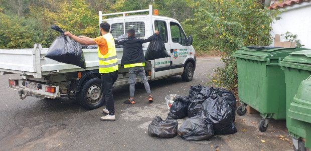 Близо 40 тона отпадъци събраха казанлъчани в кампанията "Да изчистим България заедно"