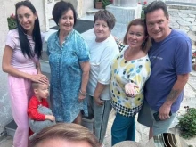 Семейство от "Един за друг" се срещнаха с родата в Турция