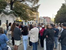 Пешеходен тур в Казанлък представи творчеството на художника Иван Милев по незабравим начин