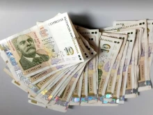 Предлагат по-високи вноски за пенсия и нова формула за минималната заплата
