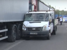 Подробности за мелето, при което загинаха мъж и жена съпрузи, докато пресичали