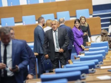 Парламентът с декларация срещу Северна Македония