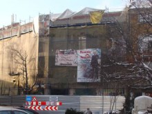Вече 2 години преградни пана пречат на движението по ул."Отец Паисий"