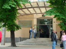 Битката за ПУ: Общежития и по-високи заплати обещават кандидат-ректори