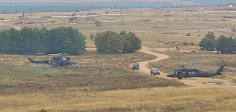 Началникът на отбраната беше в Унгария по тази причина