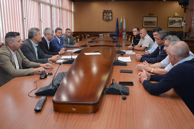 Кметът Коцев обсъди изключително наболял проблем