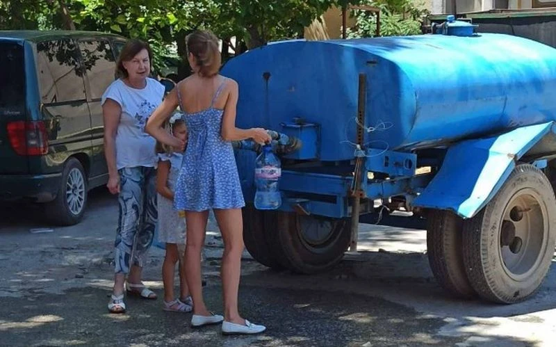 21-ви век, Пловдив, България: Водоноски в "Коматево', докато не завали силен дъжд