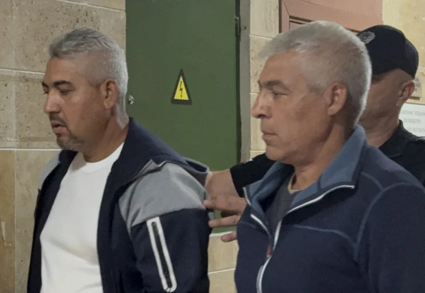 Двамата от Столетово остават в ареста