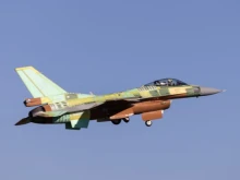 Успешен тестови полет на първия български изтребител F-16 Block 70 