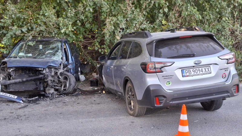 Колите от адската катастрофа в Пловдив са размазани. Задръстването е километрично