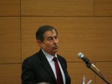 Питат кмета защо тровят въздуха