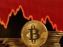 Bitcoin скочи рязко нагоре: криптовалутата е на прага на нов рекорд