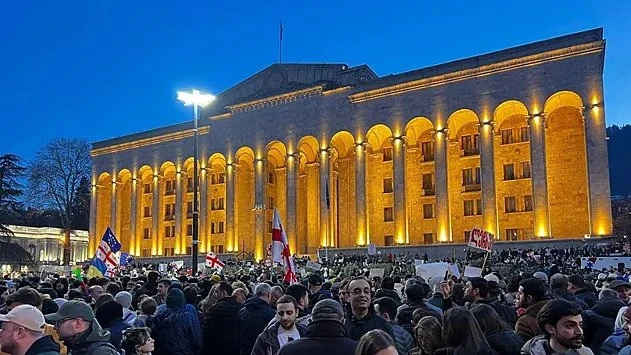 ЕС спира присъединителния процес на Грузия, след като страната "тръгна назад"