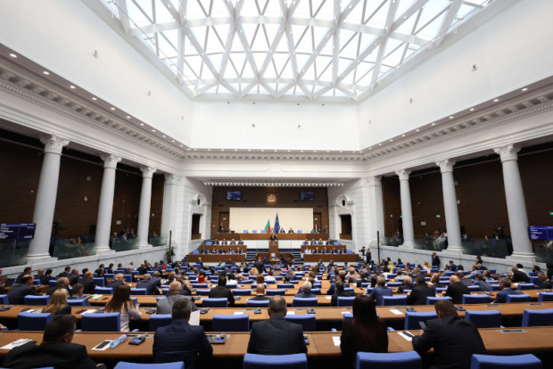 Вижте коя партия колко депутати вкарва от Пловдив в новия парламент