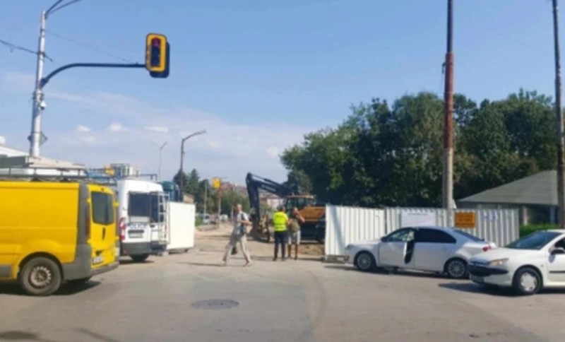 Отварят за движение северното платно на бул. "Сливница" при кръстовището с ул."Опълченска"