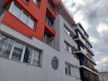 Кредитен консултант за имотния пазар: Преди 10 г. почти нямахме клиент под 30 години, сега имаме и под 25
