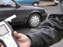 Рекордни промили алкохол - шофьор сащиса полицаи