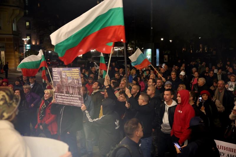 Кеворк Кеворкян: Малкович трябва да е доволен – малко врява около софийската му постановка няма да му е излишна. Иначе едва ли изобщо щяха да я забележат