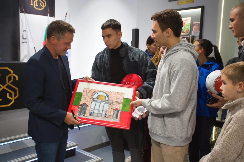По идея на Христо Стоичков бе организирана специална среща