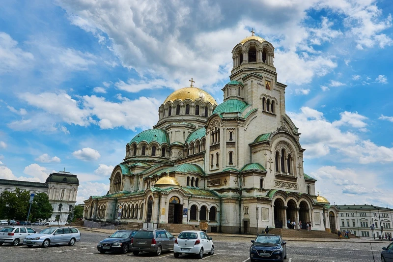 Подробен наръчник за закупуване на имоти в България