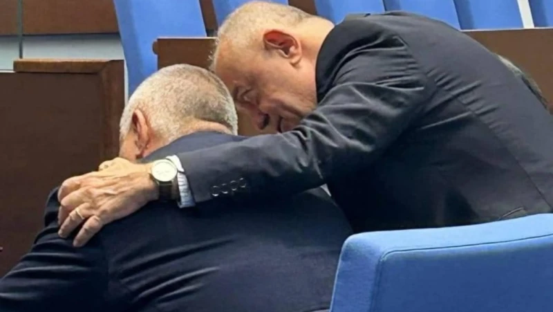 Ген. Атанасов към Борисов: Ако сте мъж и държавник, да седнем на една маса