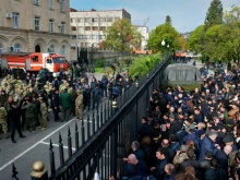 В Абхазия започнаха преговори между опозицията и управляващите