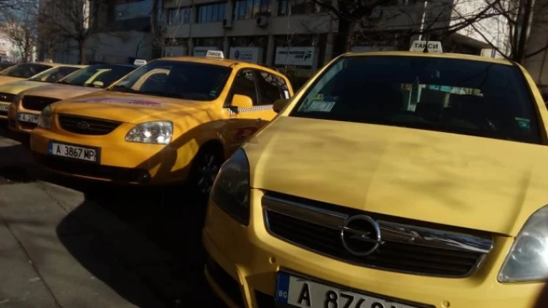 Таксиметровите шофьори бесни, излизат на протести в над 30 града