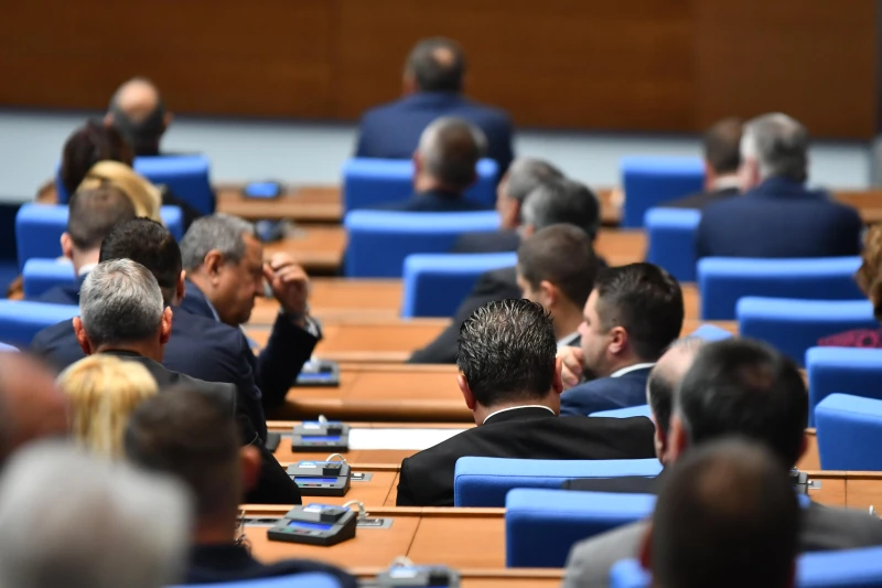 Четвърти неуспешен опит: Председател на парламента все още няма