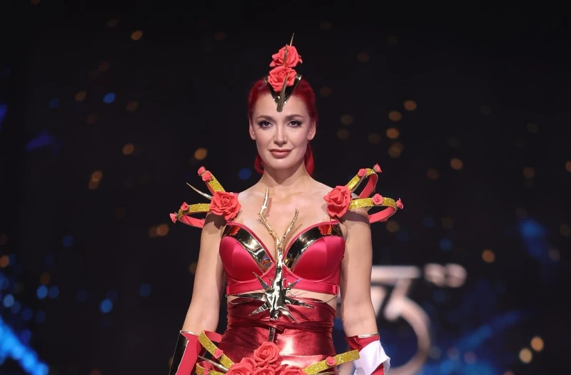 Фалшива кръв от устата на българката на Мис Вселена разгневи хората