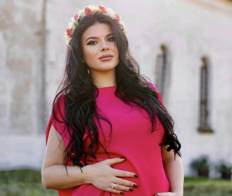 Лилия Семкова обяви, че е бременна