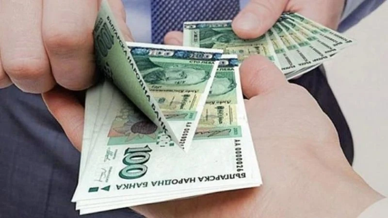С правилото 50/30/20 спестявате пари